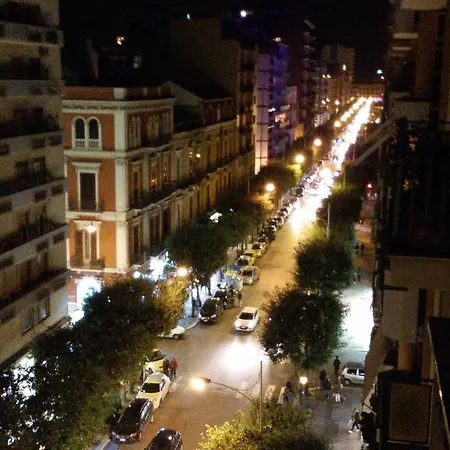 Couette-café Cavour 124 -guest-room- 2*