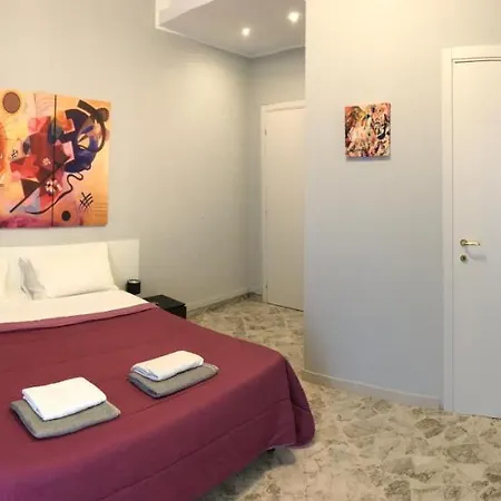Cavour 124 -guest-room- Couette-café 2*